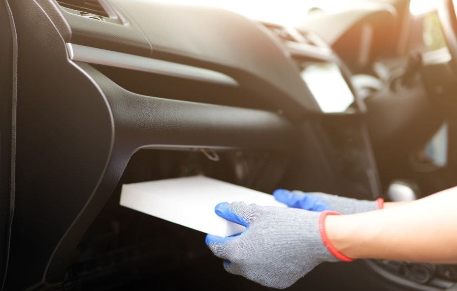 Descubre todo sobre el filtro del aire del coche con Recambios sevilla